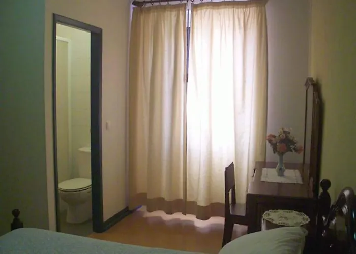 Pensao Astoria Guest house 3*