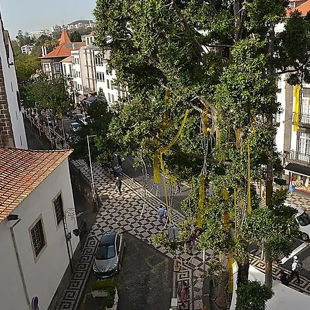 Konukevi Pensao Astoria Funchal