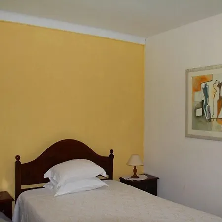 Gasthuis Pensao Astoria 3*
